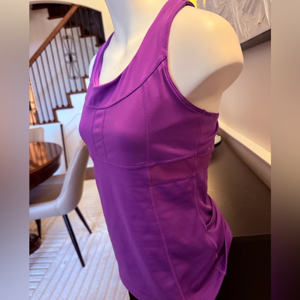 Athleta Womens Workout Tank Top Fuchsia Pink Bra Pockets size Medium